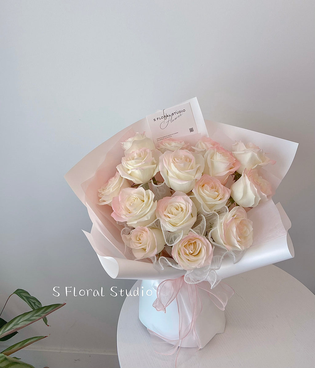 Tinted Pink Roses Bouquet