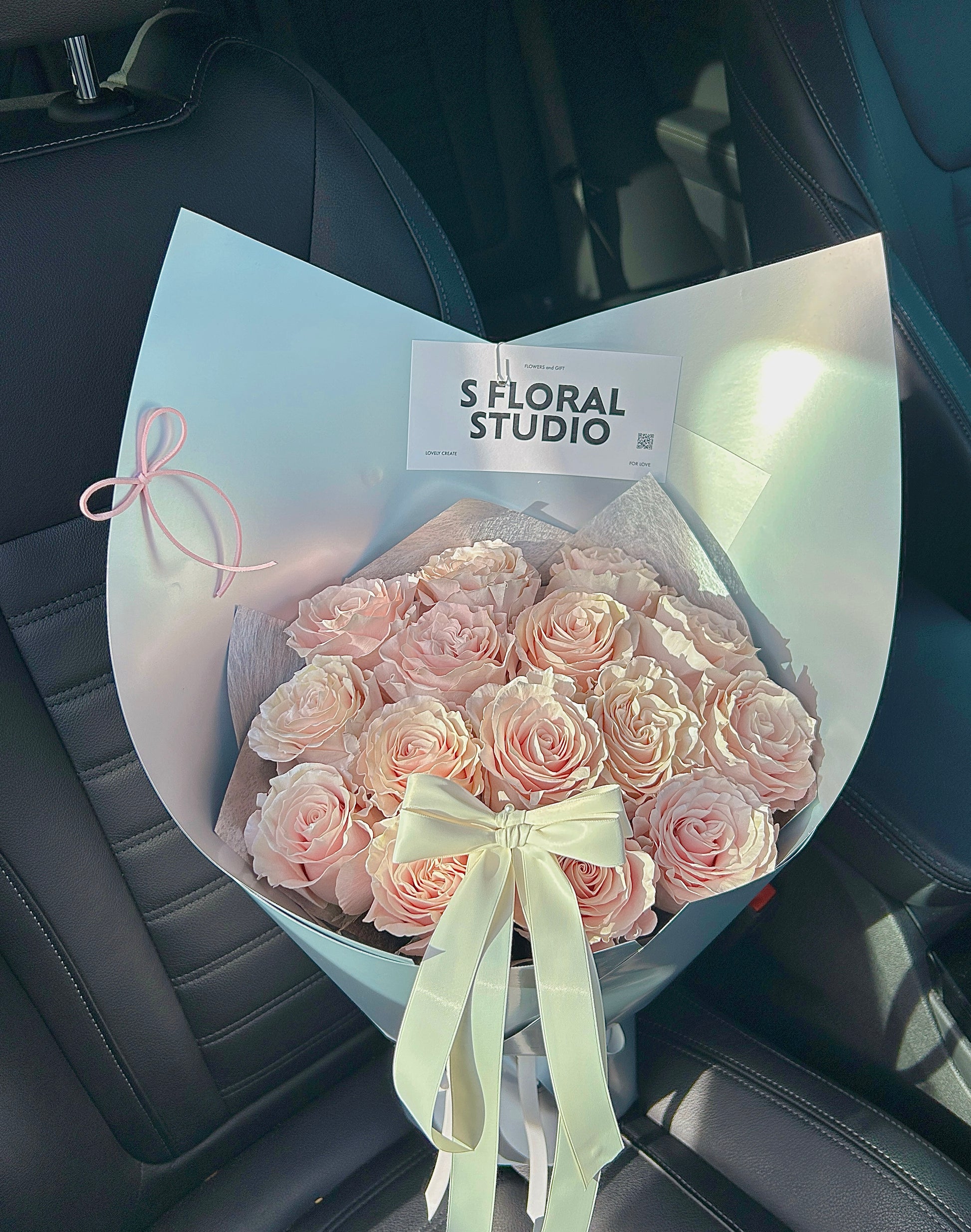Pearl rose gold Bouquet