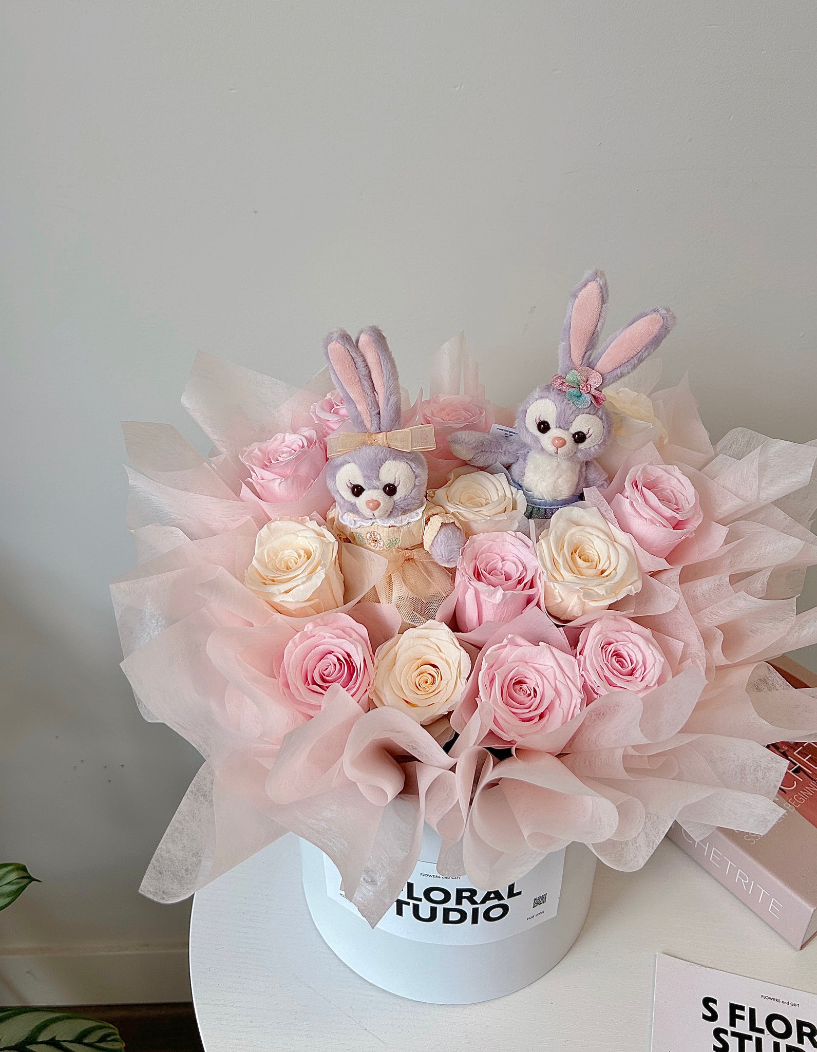 Preserved flower Box with Disney Doll
