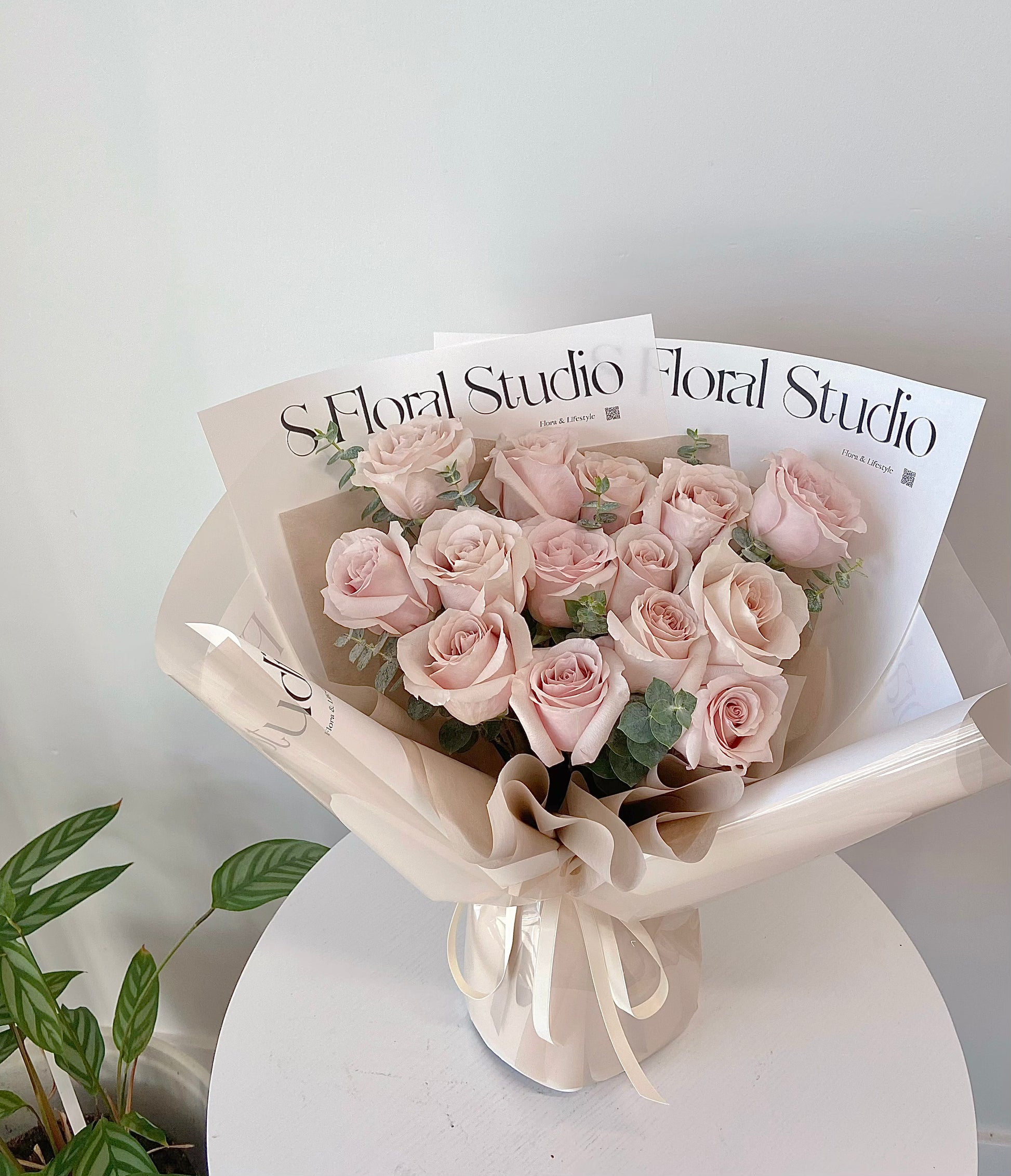 Quicksand Rose bouquet