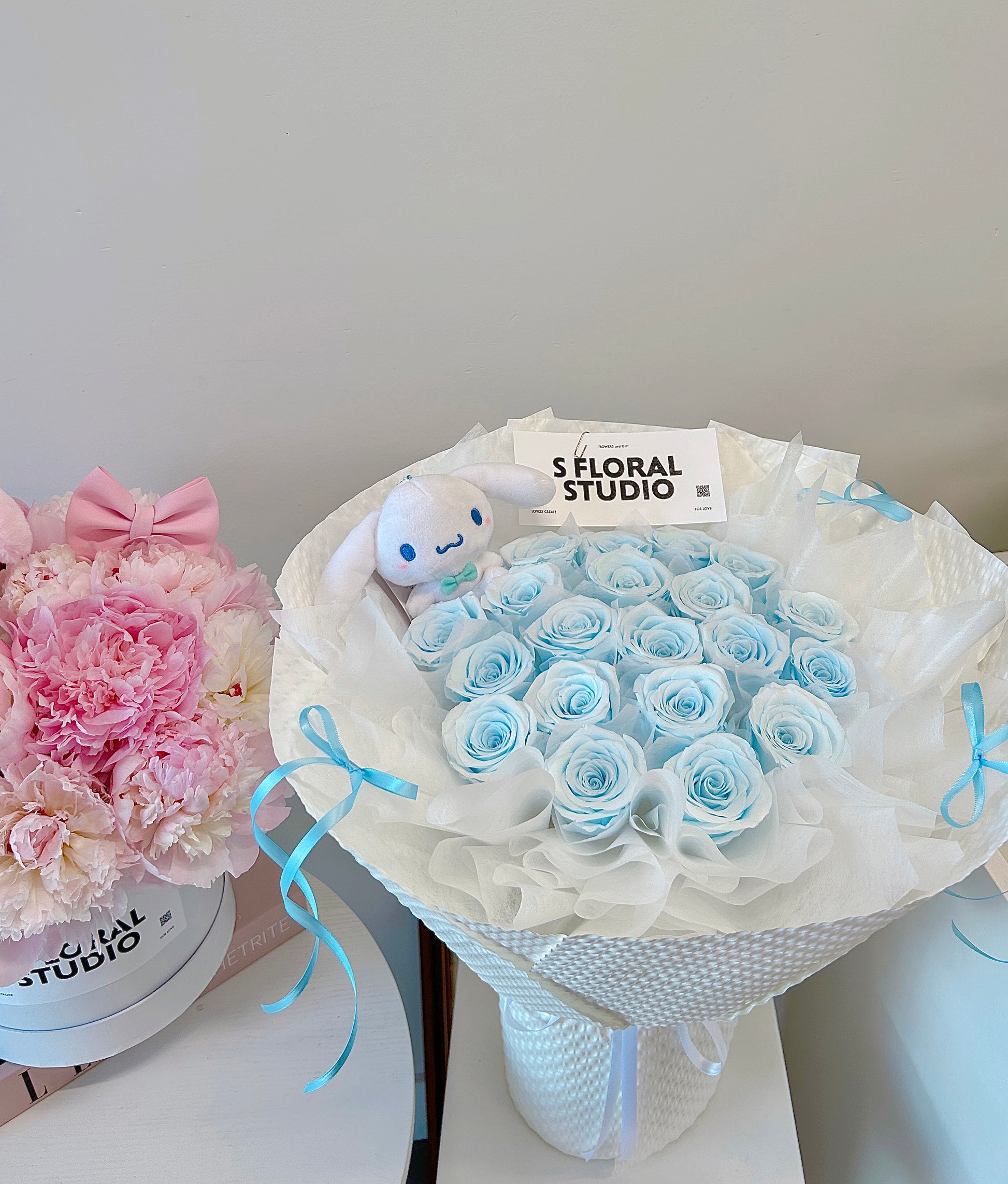 Preserved Roses Bouquet with Sanrio doll