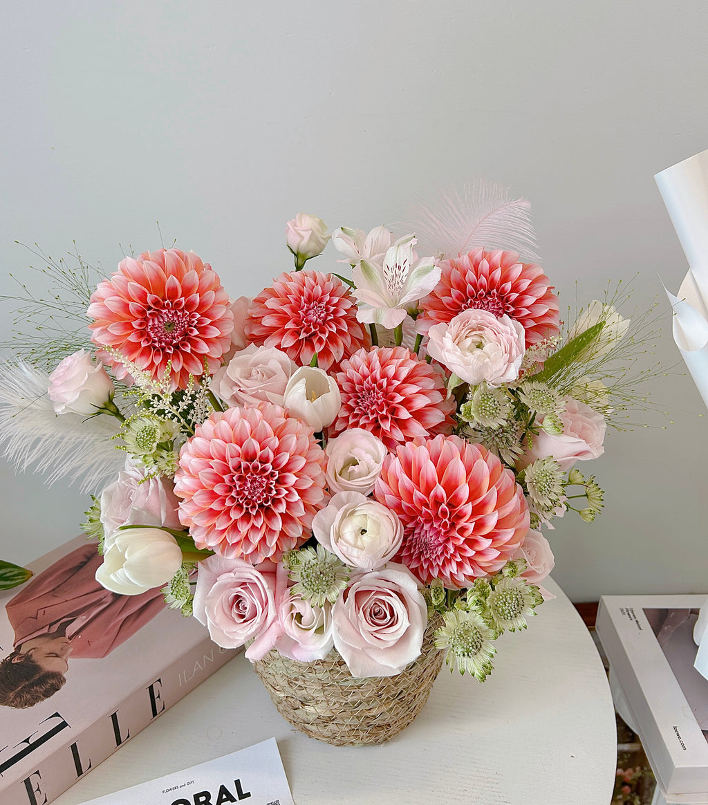 Peach/pink Dahlia Basket