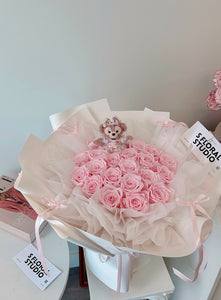 Preserved roses Bouquet with Disney doll