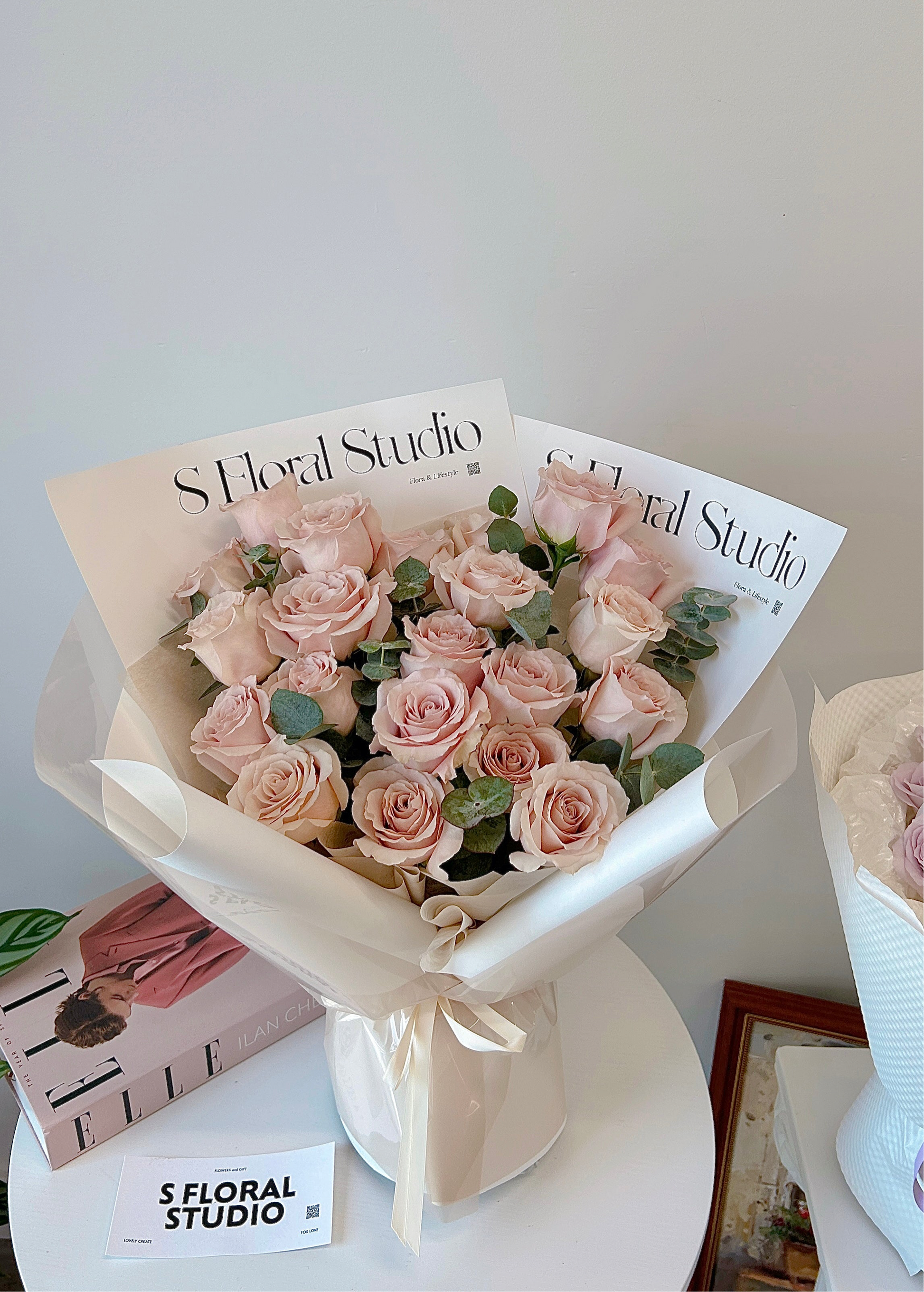 Quicksand Rose bouquet