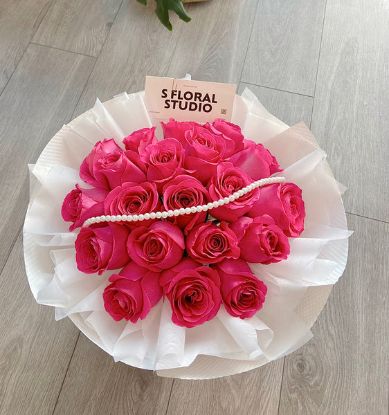 Hot Pink Roses Bouquet