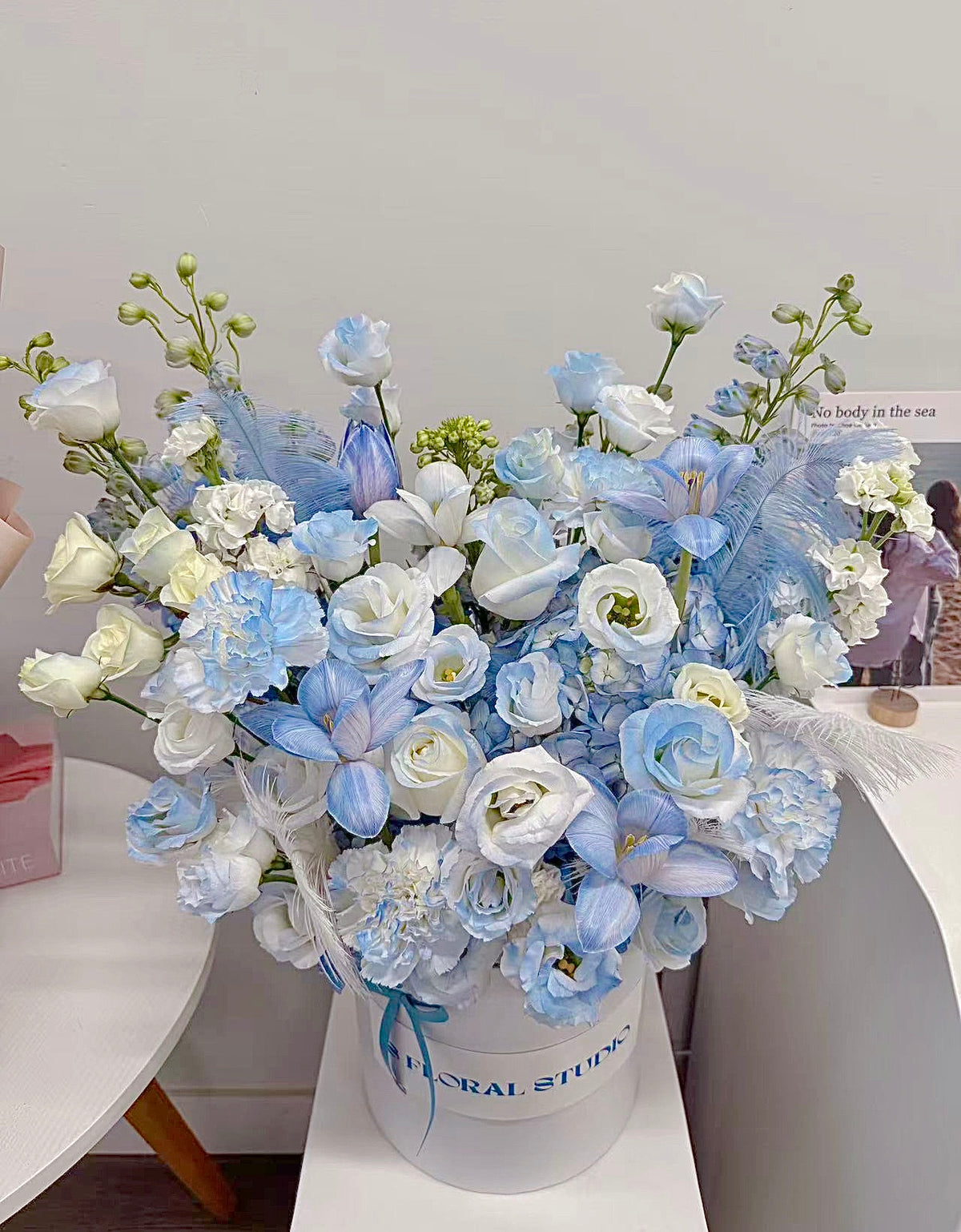 Assorted flower Box（blue/white）