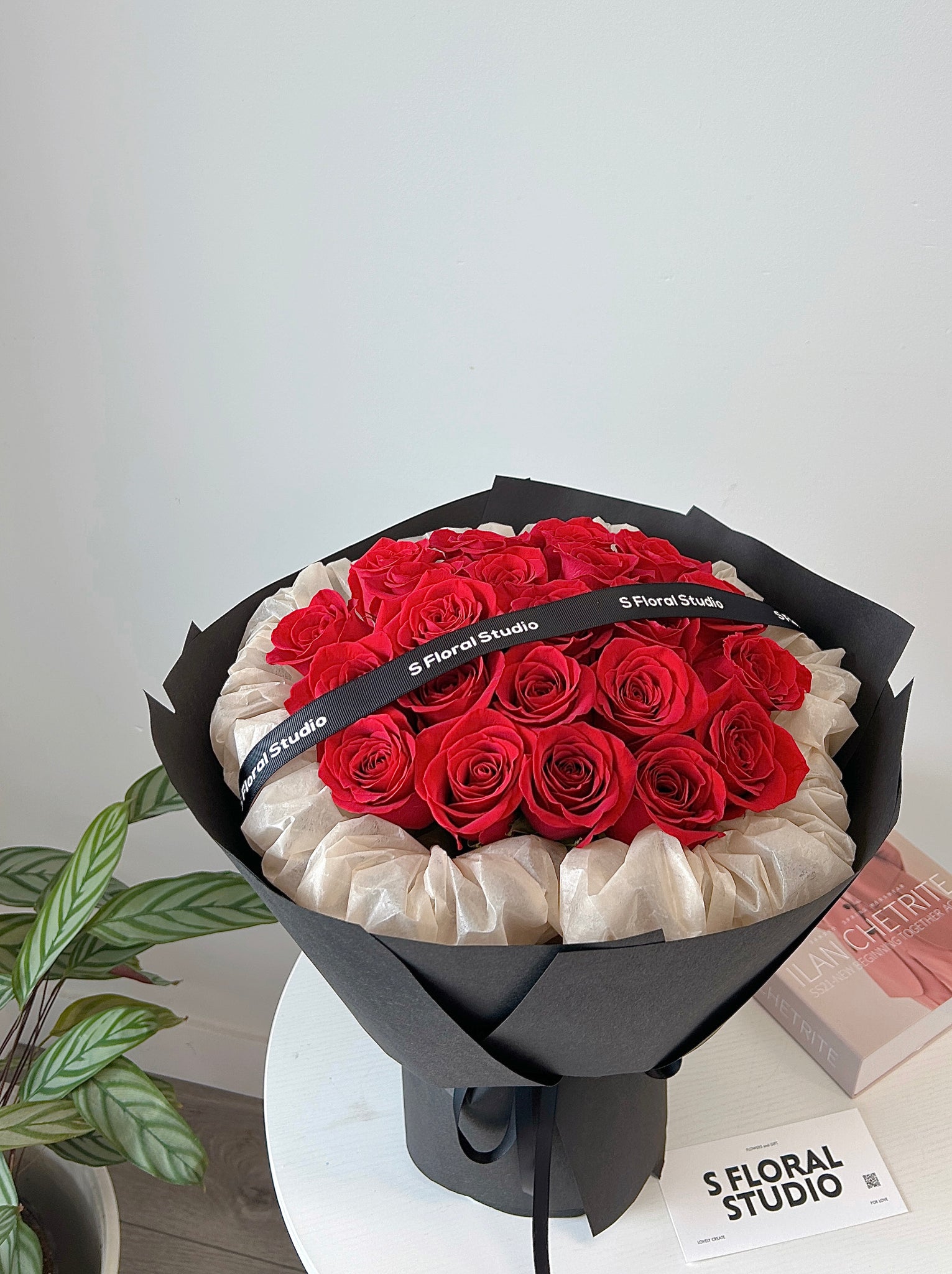 Red roses Bouquet 21