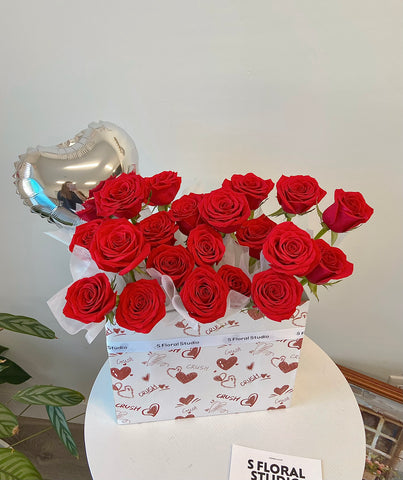 Red Roses Box