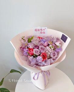 Assorted flower bouquet