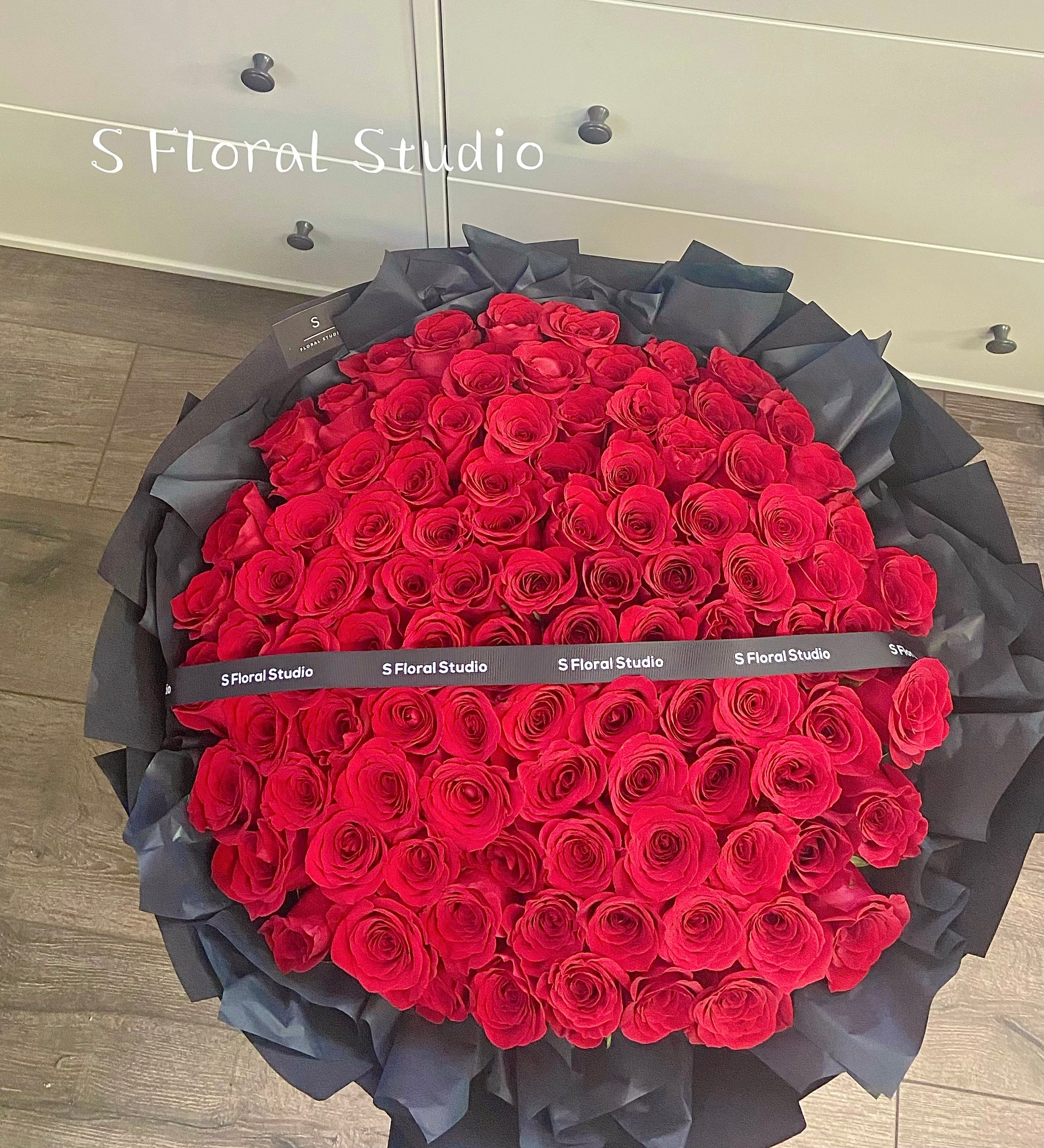 Red Roses Bouquet 99
