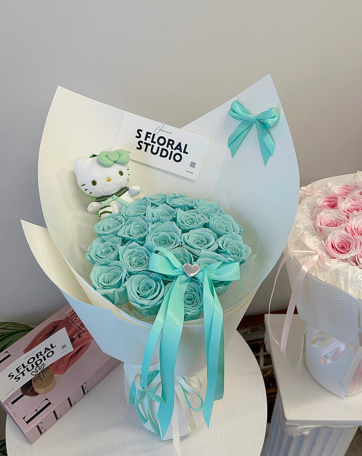 Mint preserved roses Bouquet