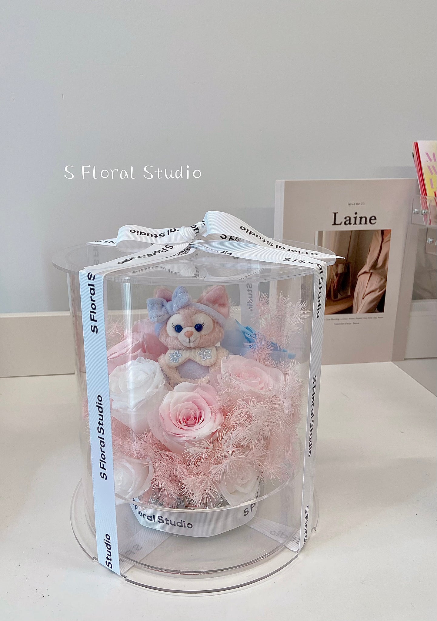 Preserved flower Box with Disney Doll