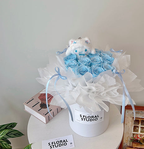 Preserved Sky blue Roses box with Sanrio toy