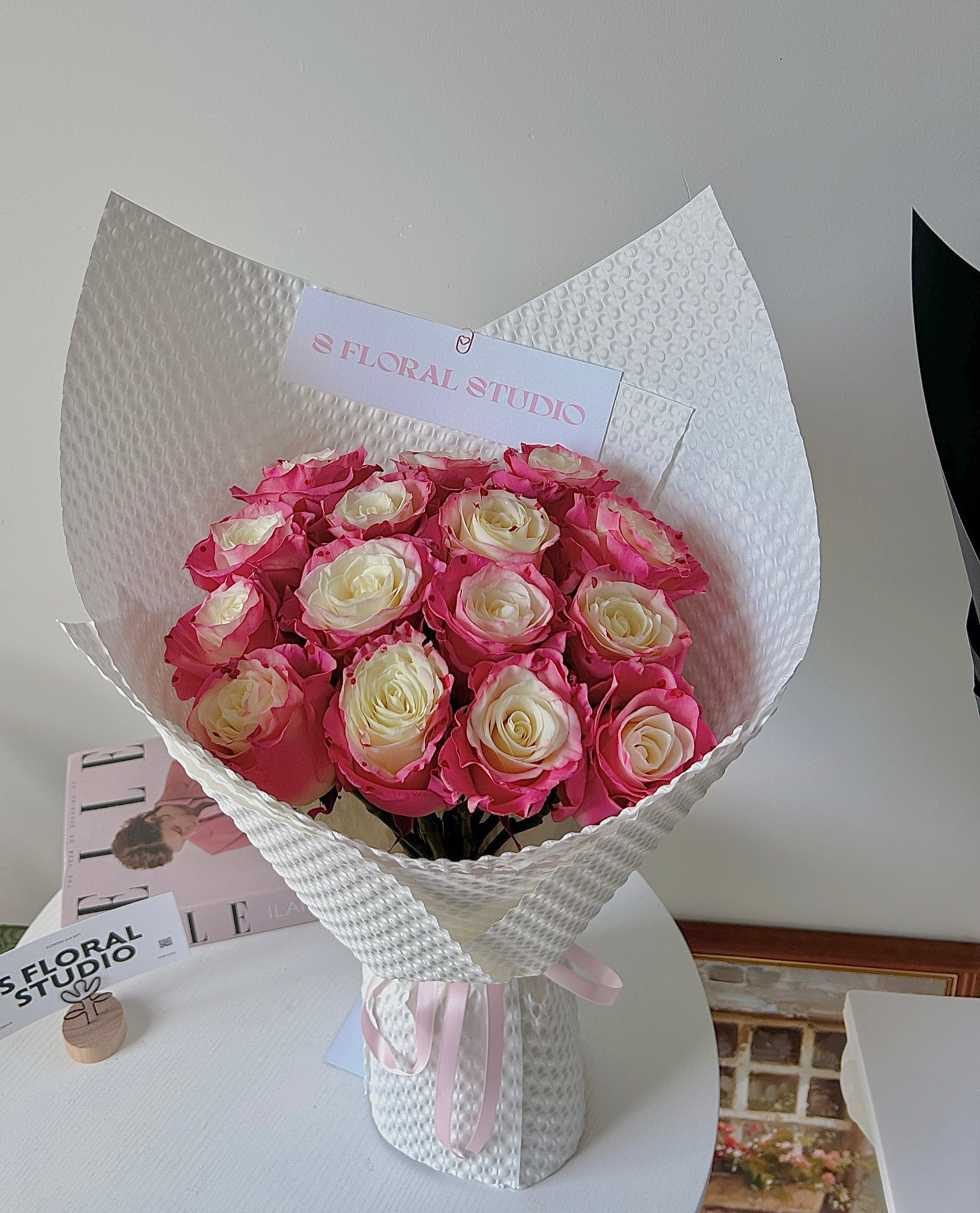 Sweet Marble Roses Bouquet