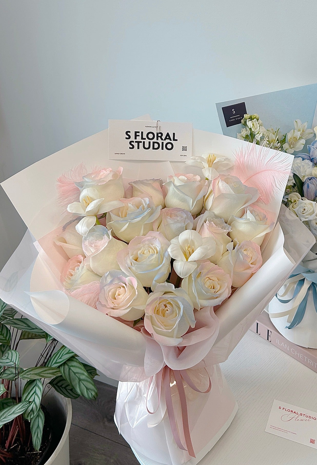 Mermaid Roses Bouquet