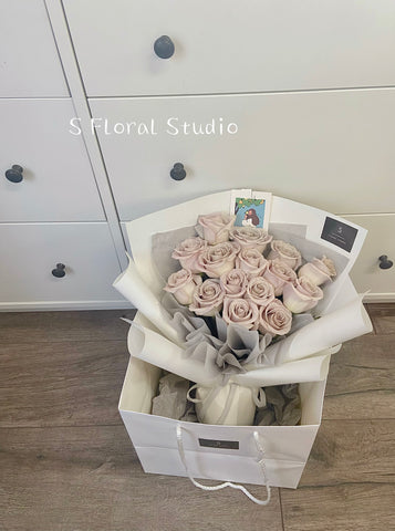 Menta Rose bouquet 12