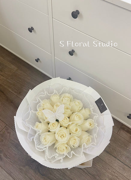 White Roses Bouquet 21